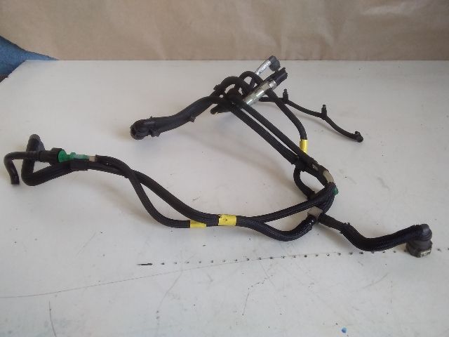 bontott FORD FIESTA V Üzemanyagcső