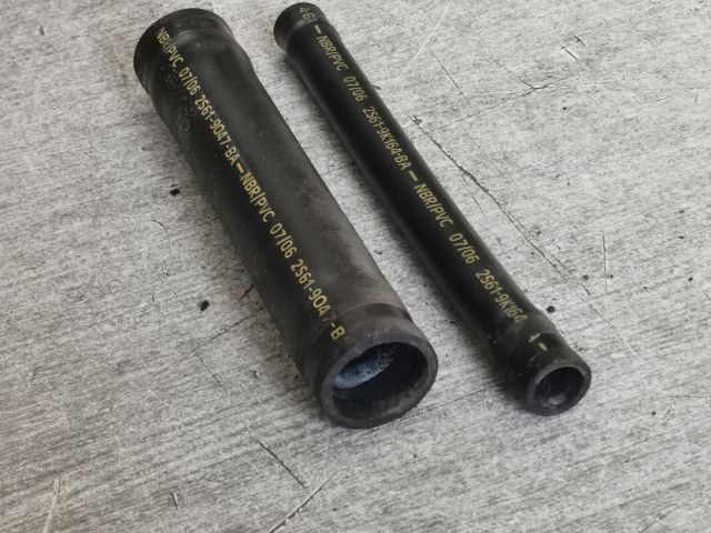 bontott FORD FIESTA V Üzemanyagcső