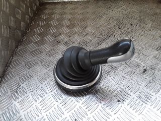 bontott FORD FIESTA V Váltószoknya