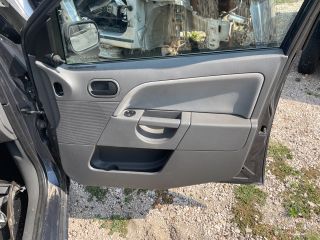 bontott FORD FIESTA V Váltószoknya