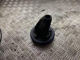 bontott FORD FIESTA V Váltószoknya