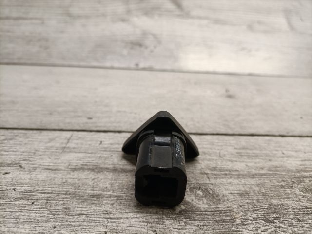 bontott FORD FIESTA V Vészvillogó Kapcsoló