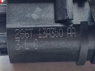 bontott FORD FIESTA V Vészvillogó Kapcsoló