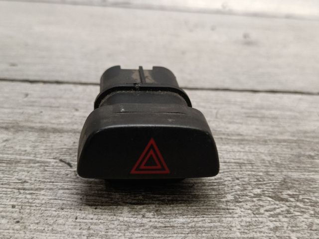 bontott FORD FIESTA V Vészvillogó Kapcsoló