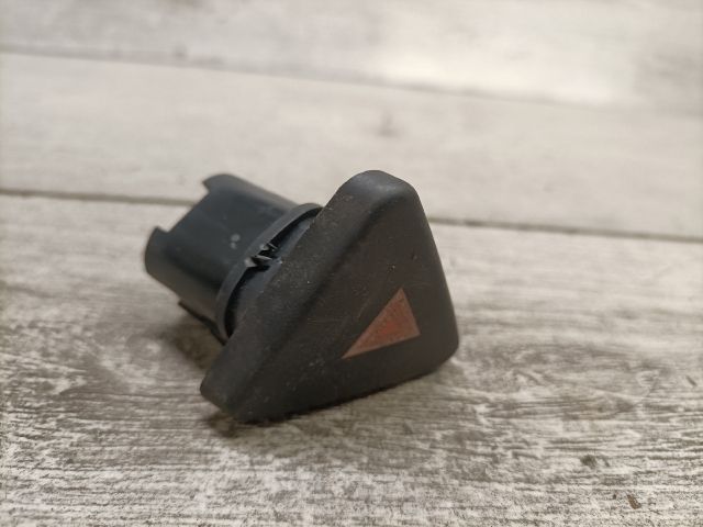 bontott FORD FIESTA V Vészvillogó Kapcsoló