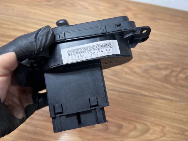 bontott FORD FIESTA V Világítás Kapcsoló