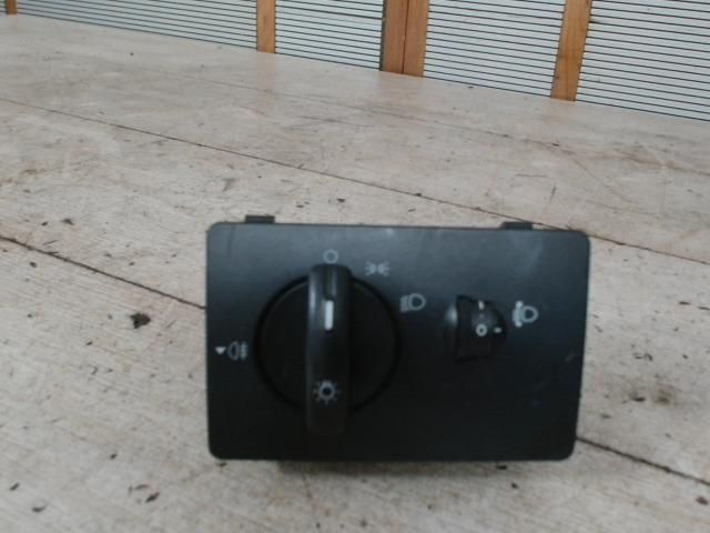 bontott FORD FIESTA V Világítás Kapcsoló