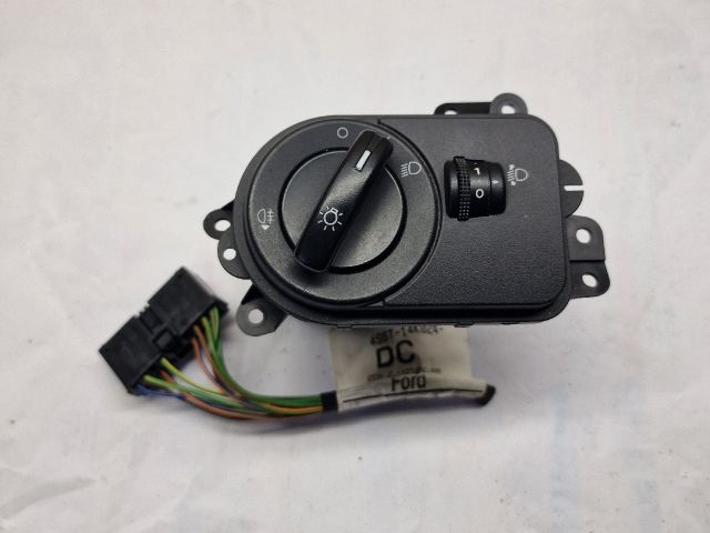 bontott FORD FIESTA V Világítás Kapcsoló