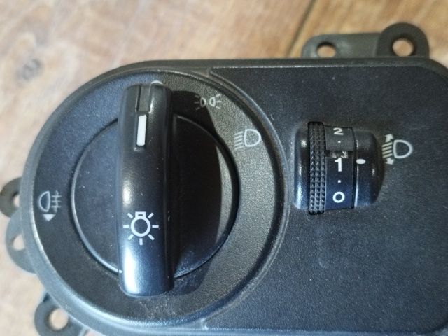 bontott FORD FIESTA V Világítás Kapcsoló