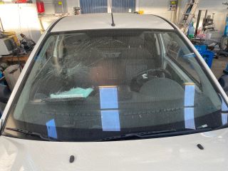 bontott FORD FIESTA VAN Bal első Gólyaláb (Lengécsillapító, Rugó)