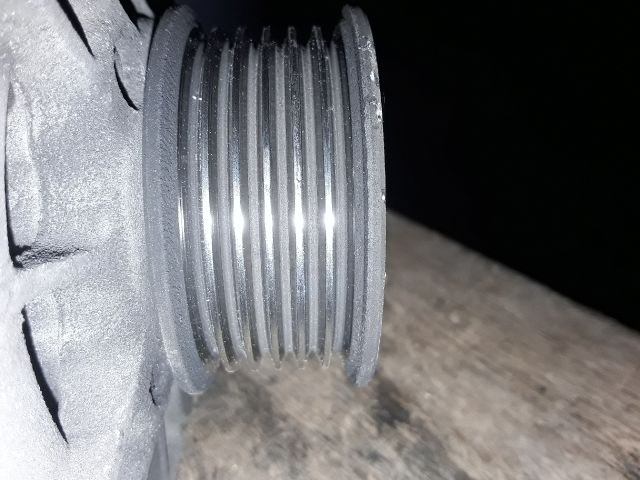 bontott FORD FIESTA VAN Generátor