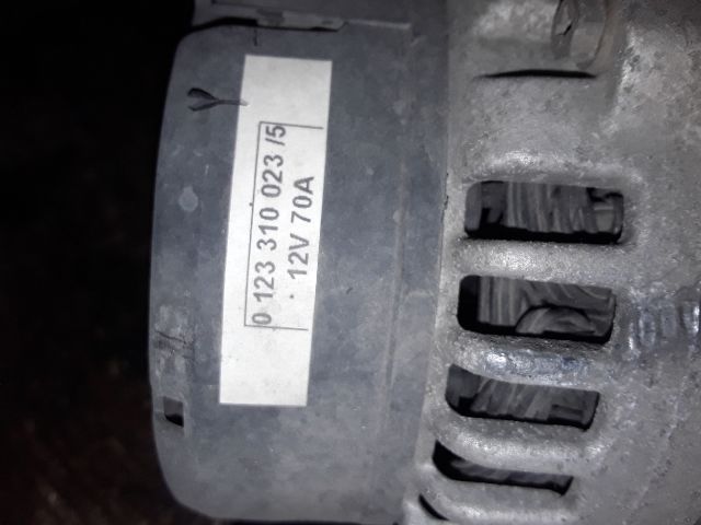 bontott FORD FIESTA VAN Generátor