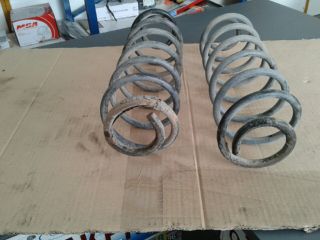 bontott FORD FIESTA VAN Hátsó Rugó Pár