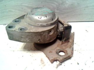 bontott FORD FIESTA VAN Motor Tartó Bak Jobb