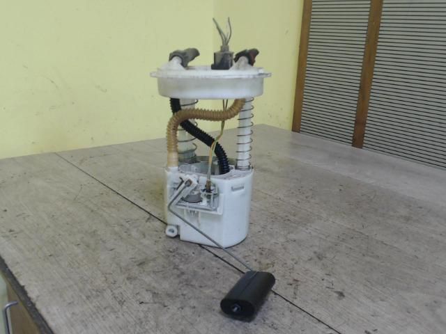 bontott FORD FIESTA VAN Üzemanyag Szivattyú