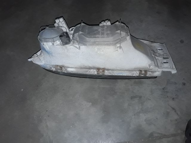 bontott FORD FIESTA VAN Bal Fényszóró