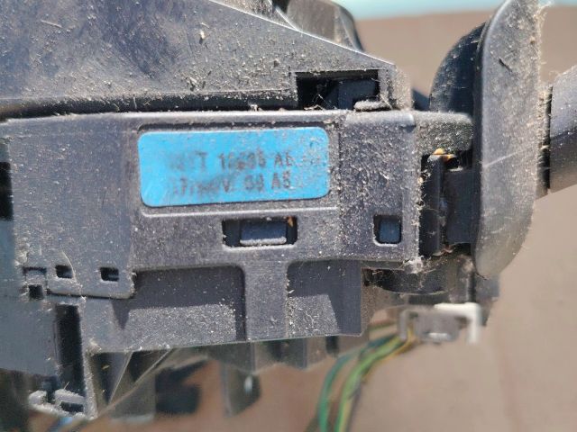 bontott FORD FIESTA VAN Bal Kormánykapcsoló Irányjelző