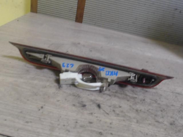 bontott FORD FIESTA VAN Pótféklámpa