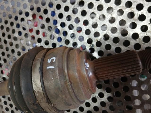 bontott FORD FIESTA VI Bal Féltengely