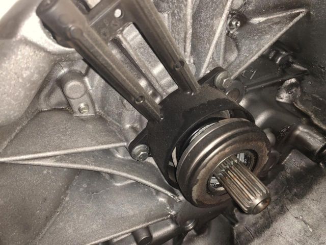 bontott FORD FIESTA VI Kinyomó Csapágy