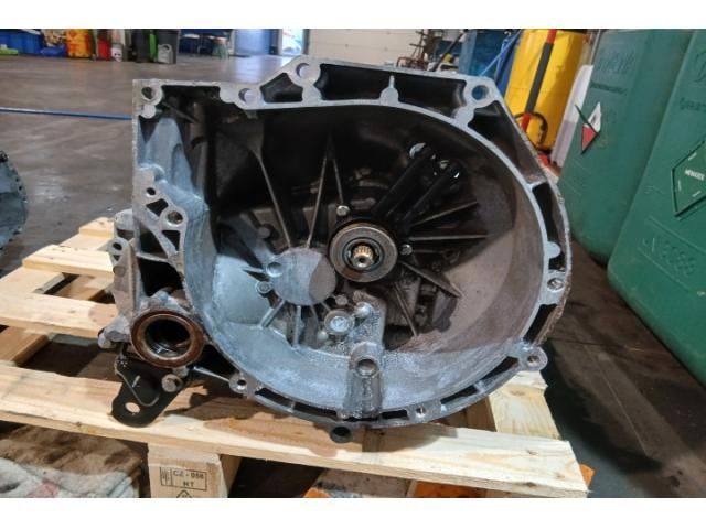 bontott FORD FIESTA VI Váltó (Mechanikus)