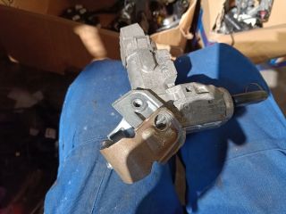 bontott FORD FIESTA VI Gyújtáskapcsoló