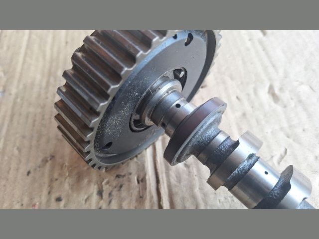 bontott FORD FIESTA VI Kipufogó Vezérműtengely