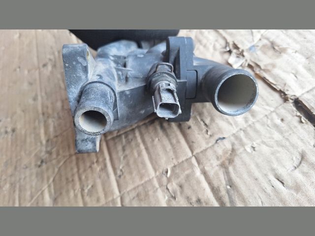 bontott FORD FIESTA VI Termosztát