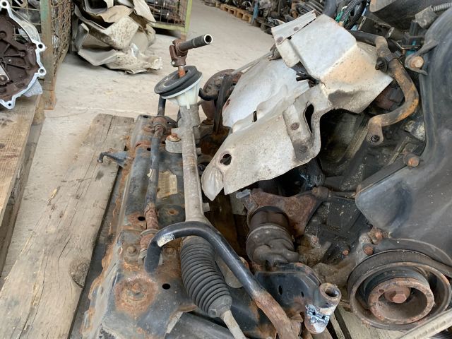 bontott FORD FIESTA VI Bal első Féknyereg Munkahengerrel