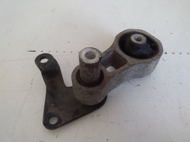 bontott FORD FIESTA VI Billenésgátló Bak