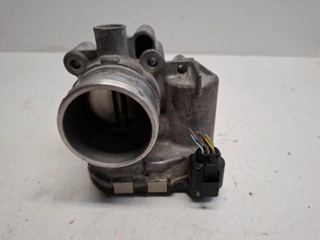 bontott FORD FIESTA VI Fojtószelep (Elektromos)