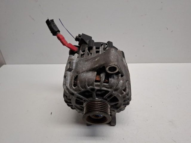 bontott FORD FIESTA VI Generátor