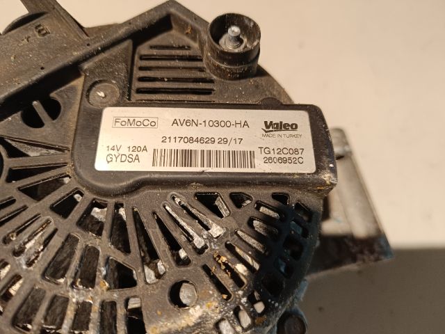 bontott FORD FIESTA VI Generátor