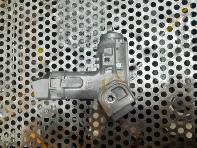 bontott FORD FIESTA VI Gyújtáskapcsoló