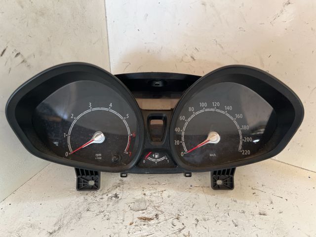 bontott FORD FIESTA VI Kilométeróra