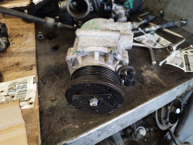 bontott FORD FIESTA VI Klímakompresszor