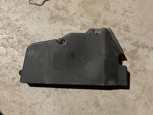 bontott FORD FIESTA VI Motorvezérlő Doboz (Műanyag)