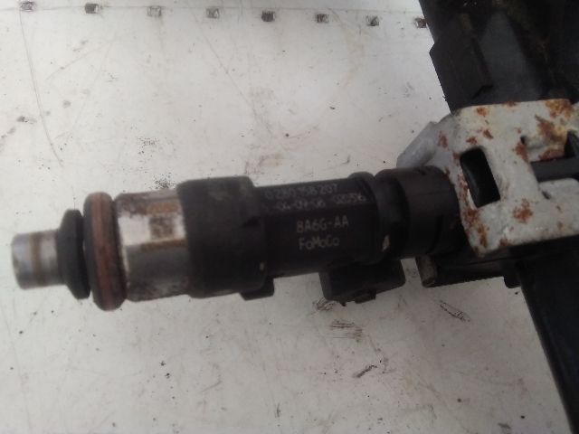 bontott FORD FIESTA VI Porlasztó (1 db)