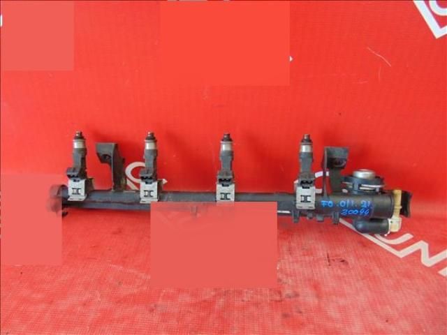 bontott FORD FIESTA VI Porlasztó Sor / Híd