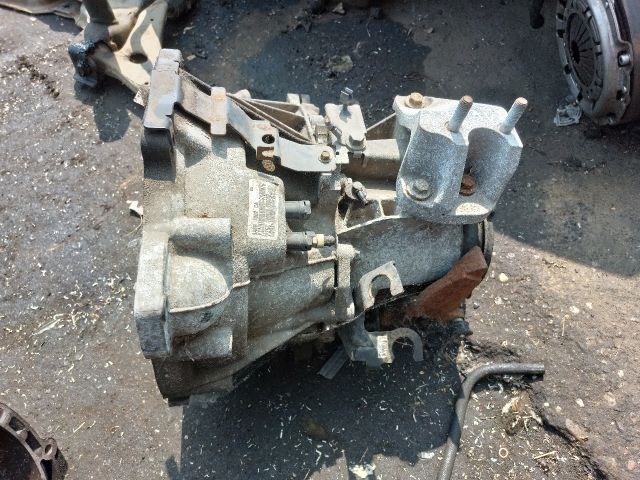 bontott FORD FIESTA VI Váltó (Mechanikus)