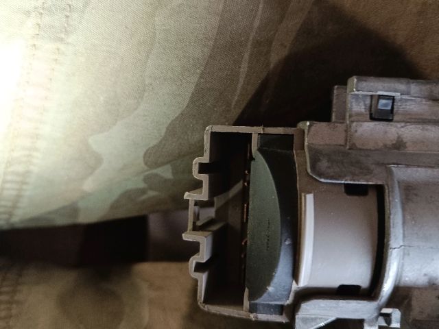 bontott FORD FIESTA VI Gyújtáskapcsoló