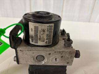 bontott FORD FIESTA VI ABS Kocka