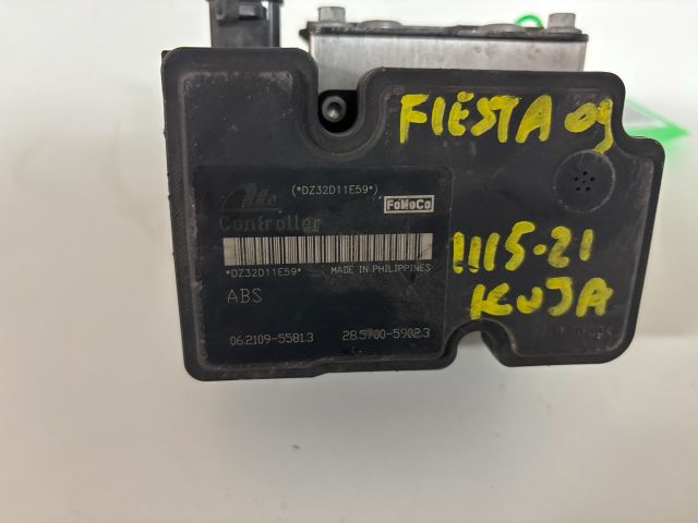 bontott FORD FIESTA VI ABS Kocka