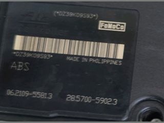 bontott FORD FIESTA VI ABS Kocka