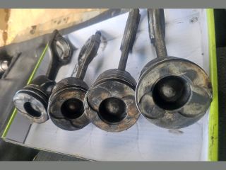 bontott FORD FIESTA VI Dugattyú és Hajtókar