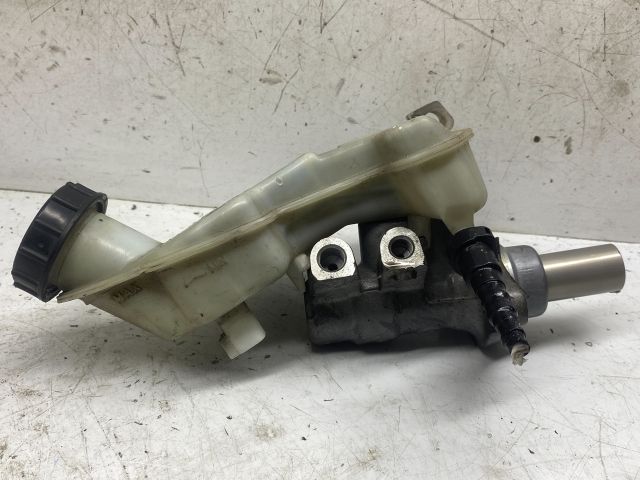 bontott FORD FIESTA VI Főfékhenger