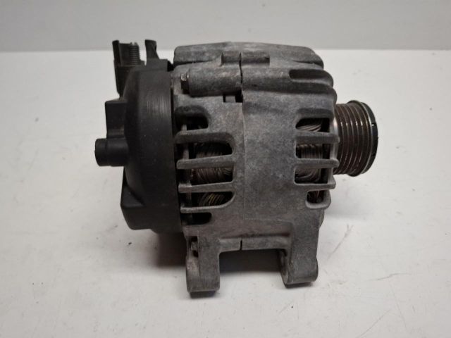 bontott FORD FIESTA VI Generátor