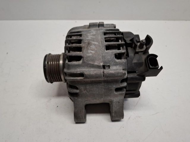 bontott FORD FIESTA VI Generátor