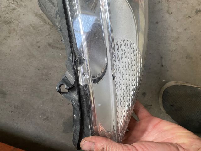 bontott FORD FIESTA VI Jobb első Csonkállvány Kerékaggyal