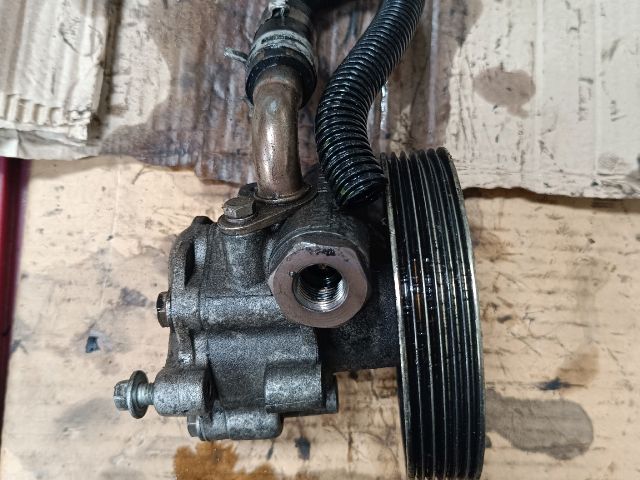 bontott FORD FIESTA VI Kormányszervó Motor (Hidraulikus)